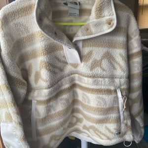BNWT North Face 1/4 Snap Fairisle Print Fleece Pullover Women’s SIZE XS
